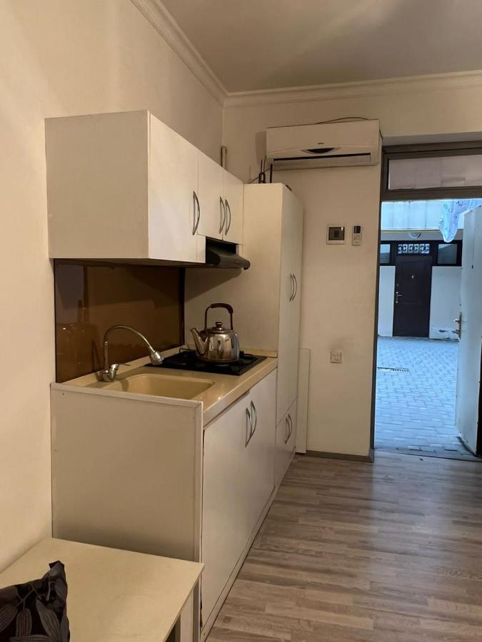 Hellobaku Apartment In Old City Eksteriør bilde